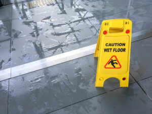 What to Do If You Slip and Fall in a Public Place in Miami